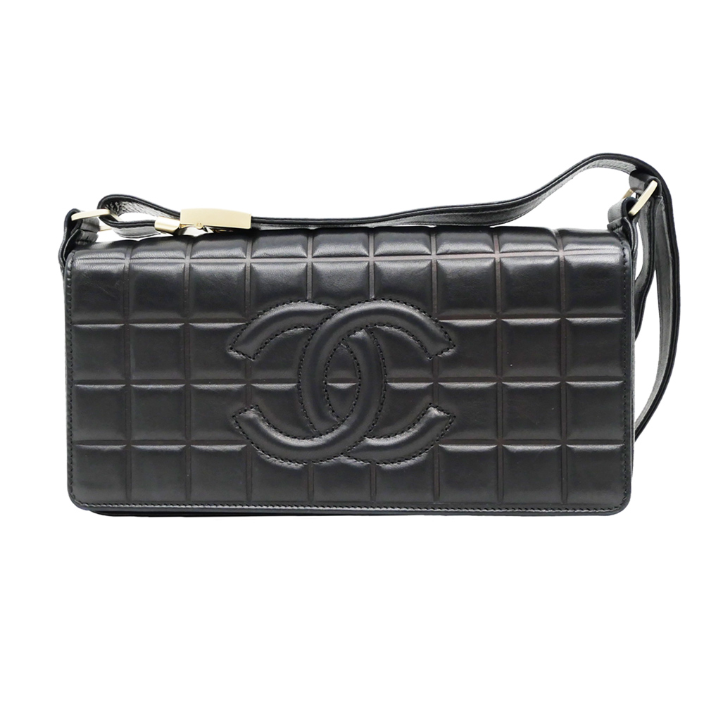名東】【CHANEL】シャネル チョコバー ショルダーバッグ 名東】【CHANEL】シャネル チョコバー ショルダーバッグ