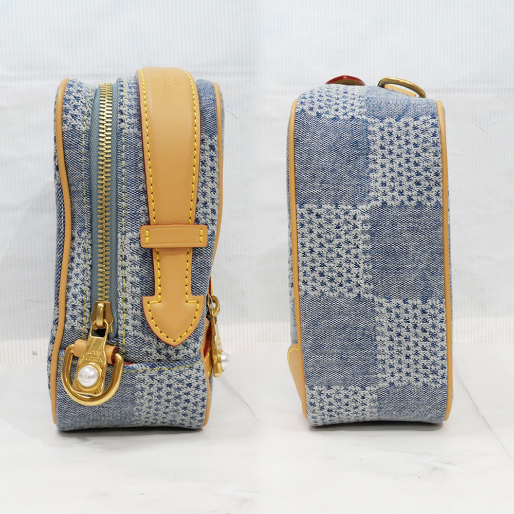 名東】【LOUIS VUITTON】ルイヴィトン チェス・メッセンジャー 名東】【LOUIS VUITTON】ルイヴィトン チェス・メッセンジャー