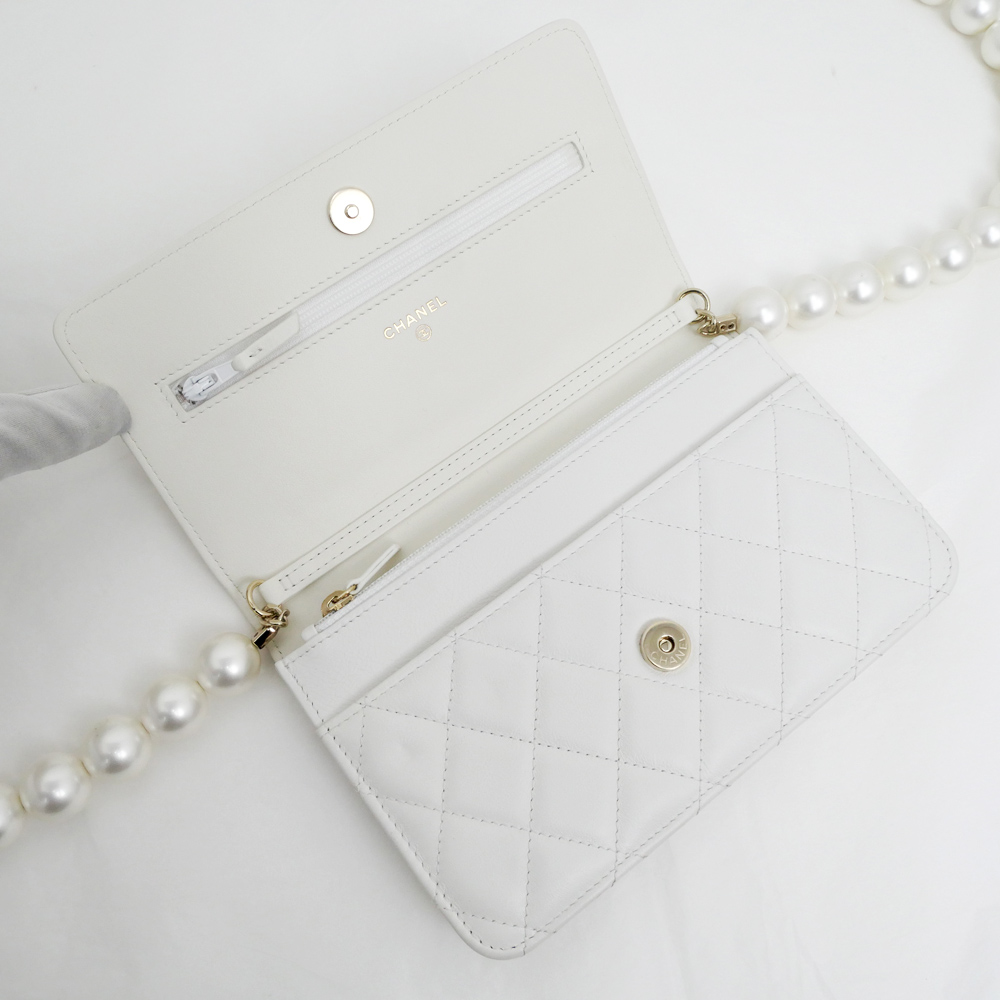 名東】【CHANEL】シャネル パールチェーンウォレット ショルダー 名東】【CHANEL】シャネル パールチェーンウォレット ショルダー