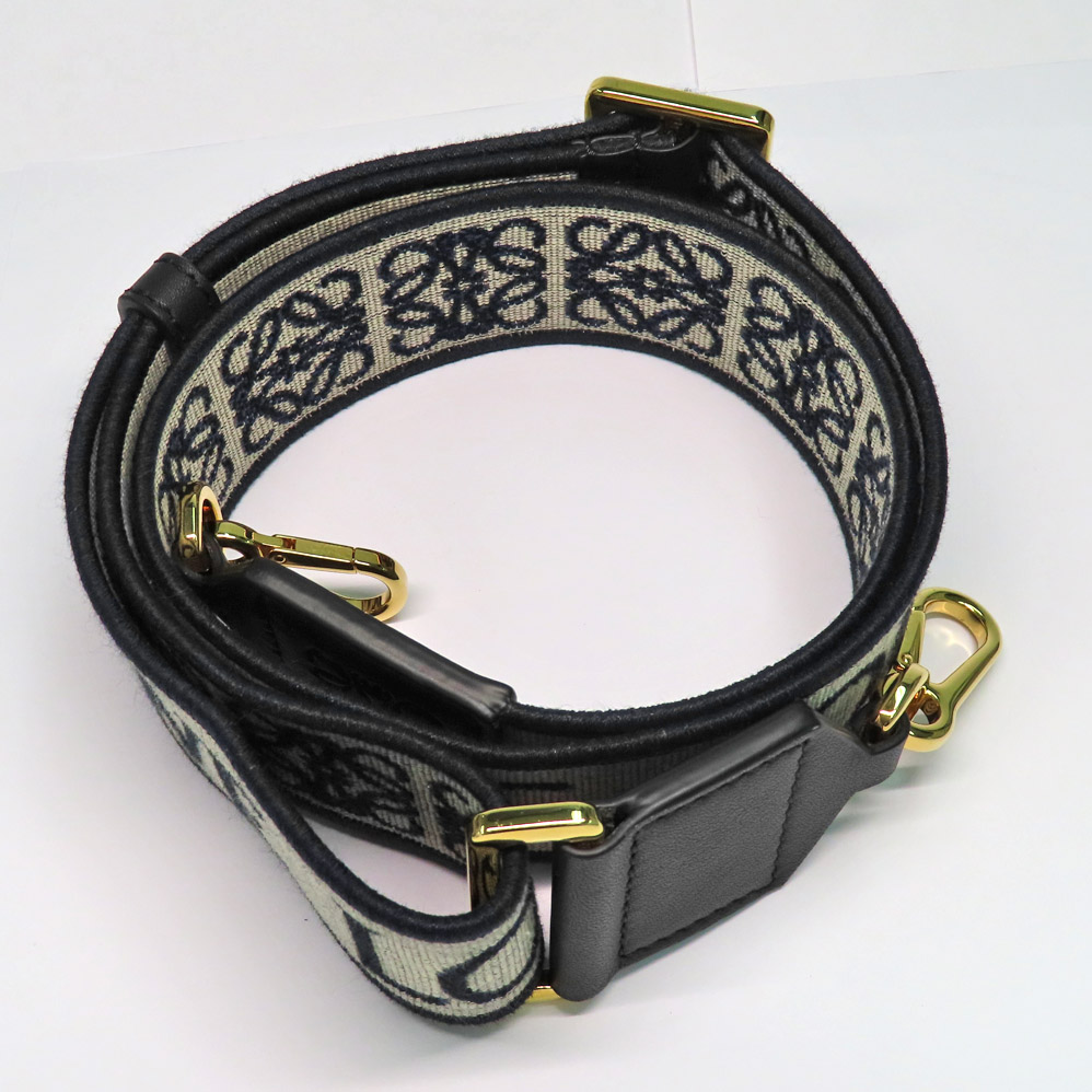 新春SALE】【名古屋】【LOEWE】ロエベ アナグラム ショルダー