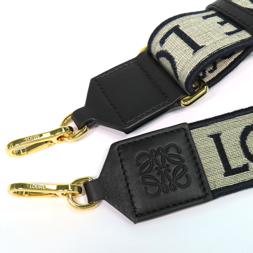新春SALE】【名古屋】【LOEWE】ロエベ アナグラム ショルダー